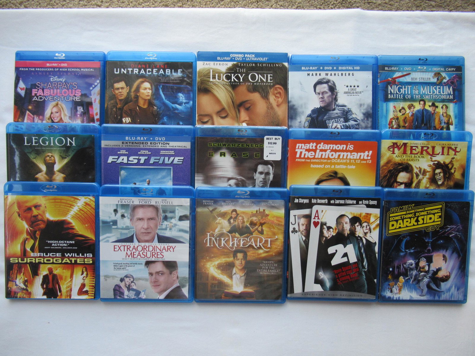 30 Blu-Ray Movie Lot: This lot contains 30 Blu-Ray movies. Excellent condition, no scratches. Some have not even been watched. Please see photo for the the titles in this lot. Any digital copies o the movies have been rede