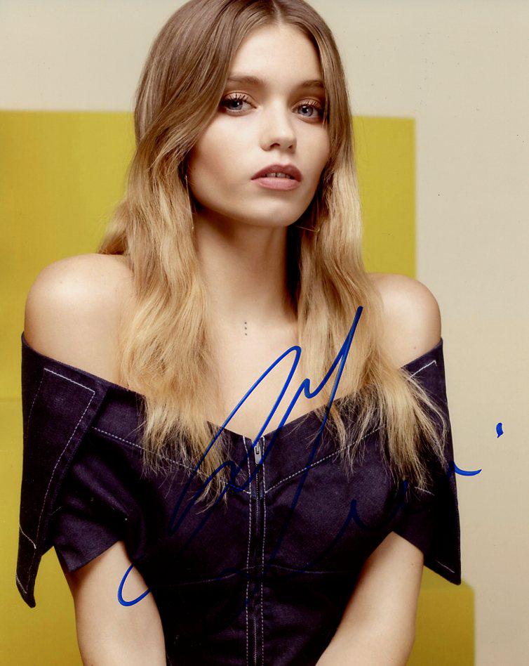Abbey Lee Kershaw MODEL In Person Signed Photo: Abbey Lee Kershaw GORGEOUS IN PERSON SIGNED PHOTO. Abbey Lee Kershaw has done such movies as MAD MAX, THE NEON DEMON, and THE DARK TOWER. As well as being a Victoria's Secret model.