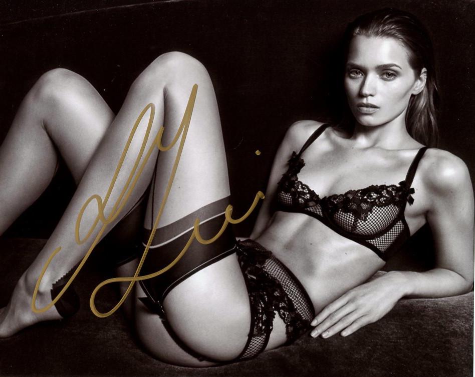Abbey Lee Kershaw MODEL In Person Signed Photo: Abbey Lee Kershaw GORGEOUS IN PERSON SIGNED PHOTO. Abbey Lee Kershaw has done such movies as MAD MAX, THE NEON DEMON, and THE DARK TOWER. As well as being a Victoria's Secret model.
