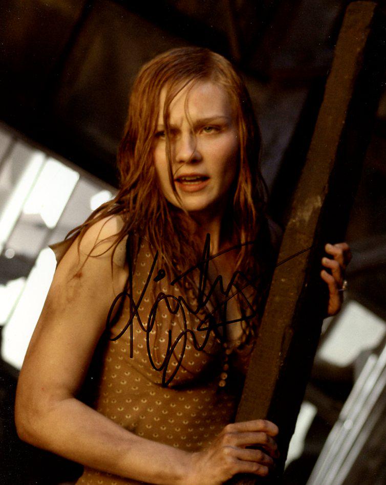 Kirsten Dunst SPIDERMAN In Person Signed Photo: Kirsten Dunst in person signed autographed photo from the movie SPIDERMAN. Kirsten Dunst as the character Mary Jane Watson