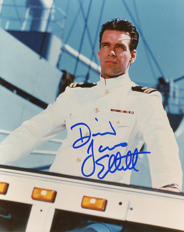 David James Elliott JAG In Person Signed Photo: David James Elliott in person signed autographed photo from the TV series JAG. A fine example of an earlier signature