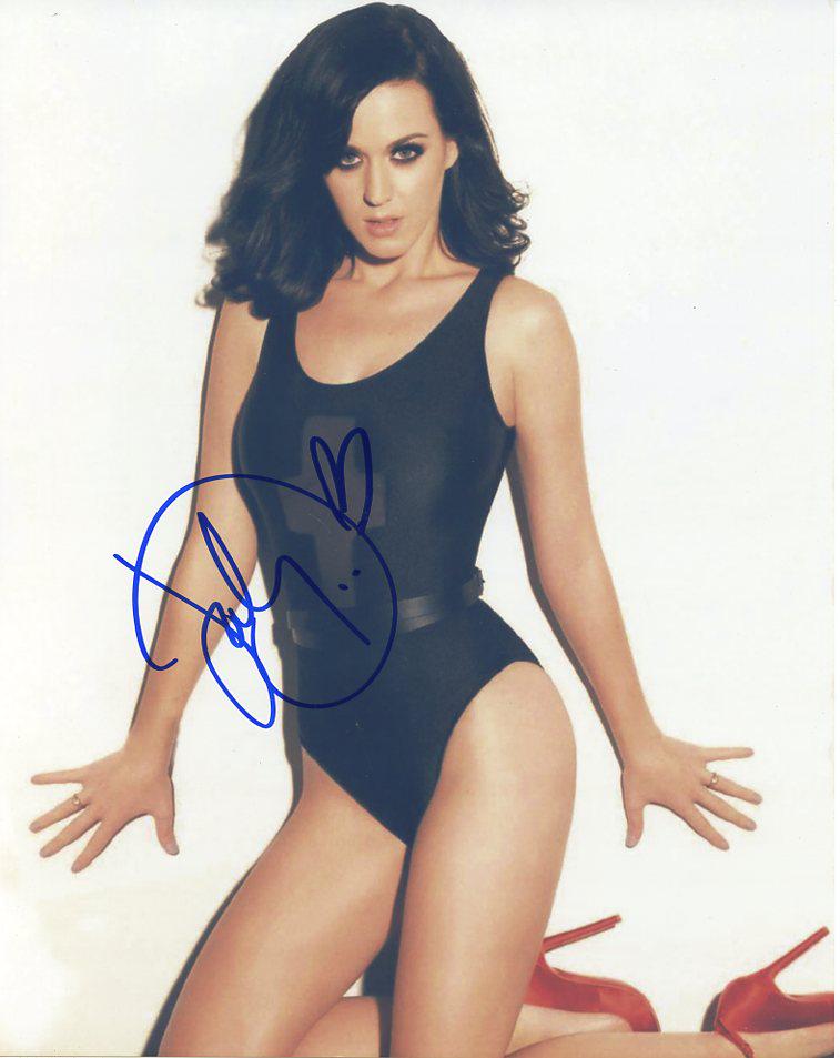 Katy Perry SEXY In Person Signed Photo: Photo size is 8 x 10. Katy Perry in person signed autographed photo. Katheryn Elizabeth Hudson, known professionally as Katy Perry, is an American singer, songwriter, and television judge. After singi