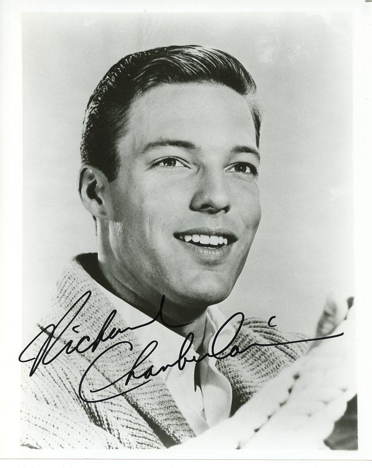 Richard Chamberlain HANDSOME Signed Photo: Photo size is 8x10. Richard Chamberlain young portrait signed photo. Richard Chamberlain has done such TV and movies as THE TOWERING INFERNO, BROTHERS AND SISTERS, and THE THREE MUSKETEERS
