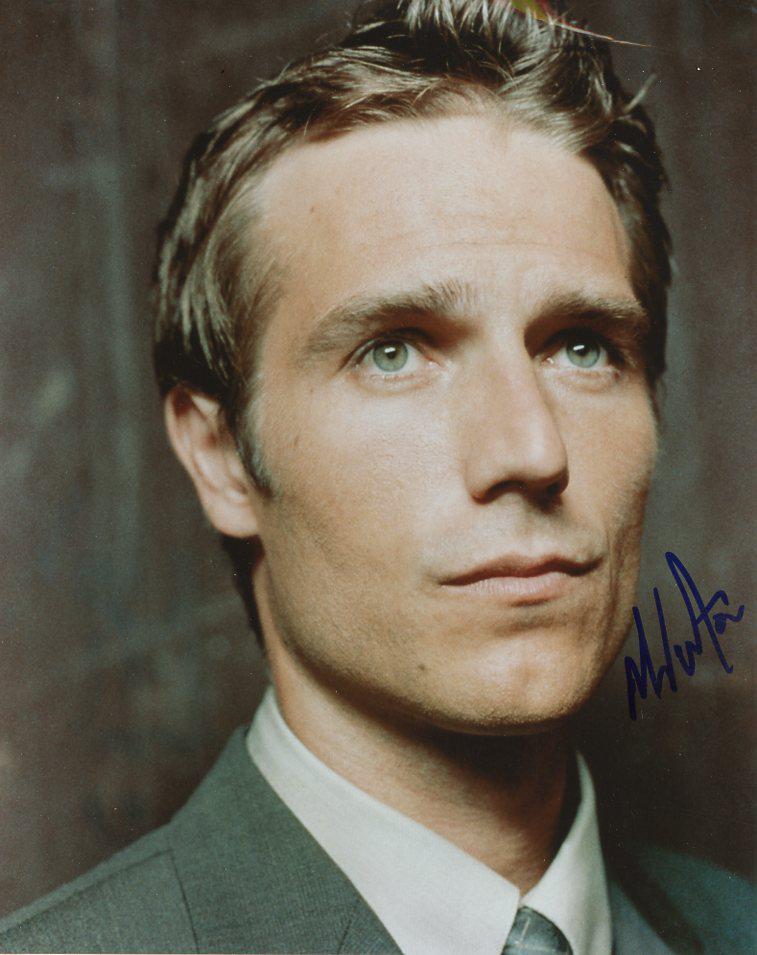 Michael Vartan ALIAS In Person Signed Photo: Photo size is 8x10. Michael Vartan in person signed photo from the TV series ALIAS