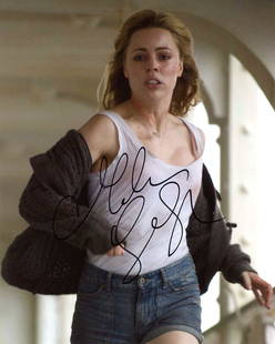 Melissa George TRIANGLE In Person Signed Photo: Photo size is 8x10. Melissa George in person signed autographed photo from the movie TRIANGLE. Melissa George as the character Jess.