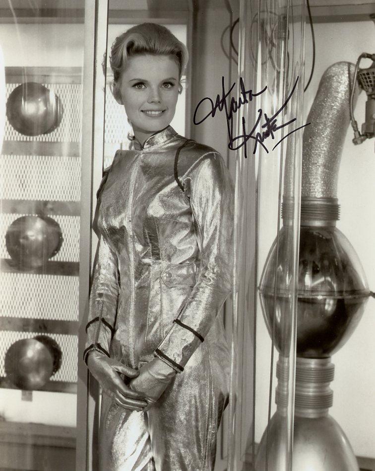Marta Kristen LOST IN SPACE In Person Signed Photo: Photo size is 8 x 10. PRIVATE SIGNING. Marta Kristen in person signed autographed photo from the TV series LOST IN SPACE. Marta kristen as the character Judy Robinson.