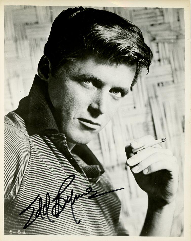 Edd Byrnes (1932-2020) 77 SUNSET STRIP / GREASE Signed Photo: Photo size is 8x10. Edd Byrnes (1932-2020) handsome signed photo. was an American actor, best known for his starring role in the television series 77 Sunset Strip. He also was featured in the 1978 fil