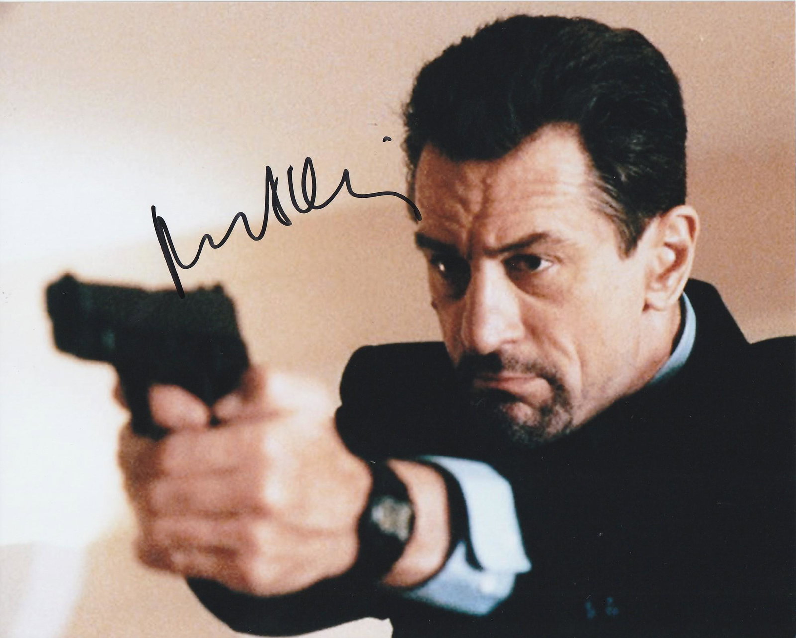 Robert De Niro HEAT In Person Signed Photo: Photo size is 8x10. Robert De Niro in person signed photo from the movie HEAT. Robert De Niro as the character Neil McCauley.
