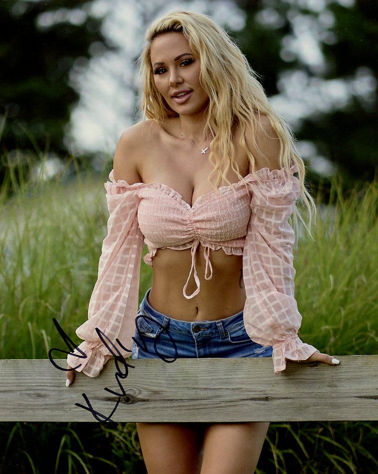 Kindly Myers Playboy In Person Signed Photo