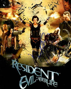 Milla Jovovich RESIDENT EVIL AFTERLIFE In Person Signed Photo: Photo size is 8x10. Milla Jovovich in person signed photo from the movie RESIDENT EVIL AFTERLIFE. Milla Jovovich as the character Alice.