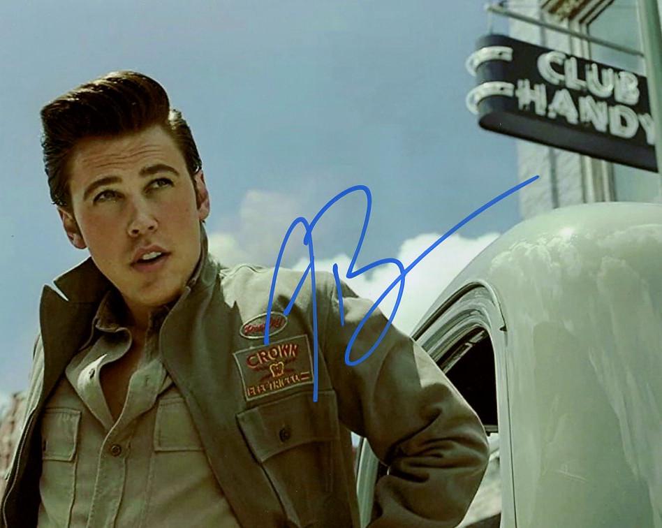 Austin Butler ELVIS In Person Signed Photo: Photo size is 8x10. Austin Butler in person singed utographed photo from the movie ELVIS. Austin Butler as the character Elvis.