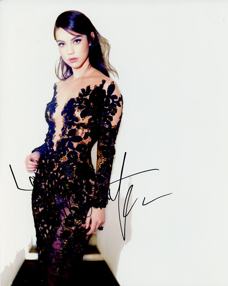 Adelaide Kane PURGE / REIGN In Person Signed Photo: Photo size is 8x10. Adelaide Kane in person signed photo. Adelaide Kane has done such TV and movies as POWER RANGERS, NEIGHBORS, and GREY'S ANATOMY