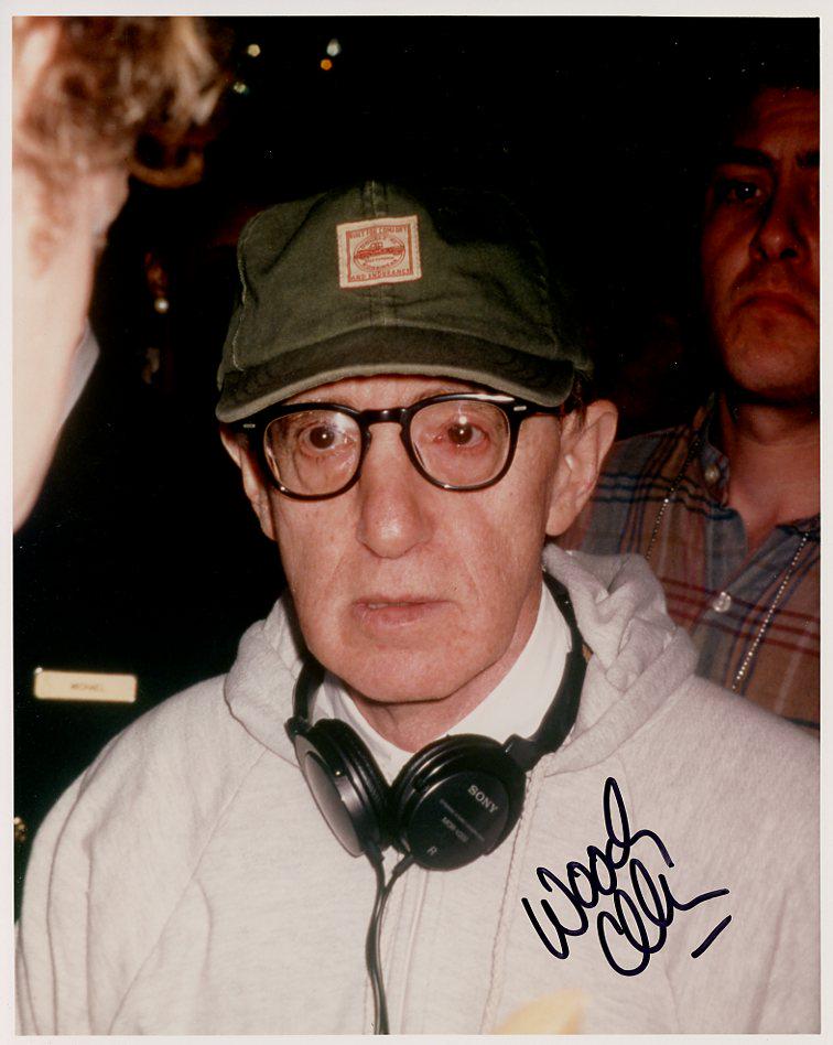 Woody Allen DIRECTOR Signed Photo (1 of 1)