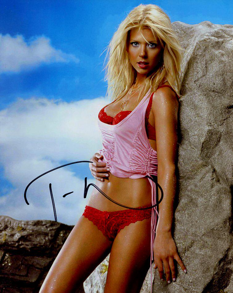 Tara Reid SEXY /AMERICAN PIE In Person Signed Photo (1 of 1)