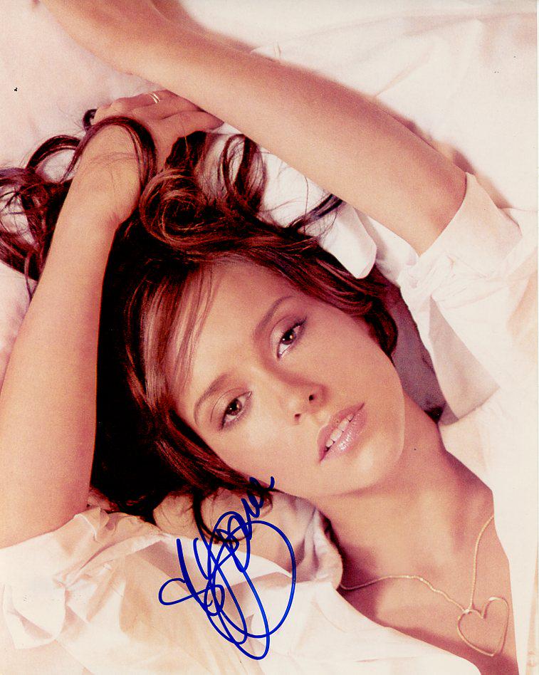Jennifer Love Hewitt SEXY In Person Signed Photo (1 of 1)