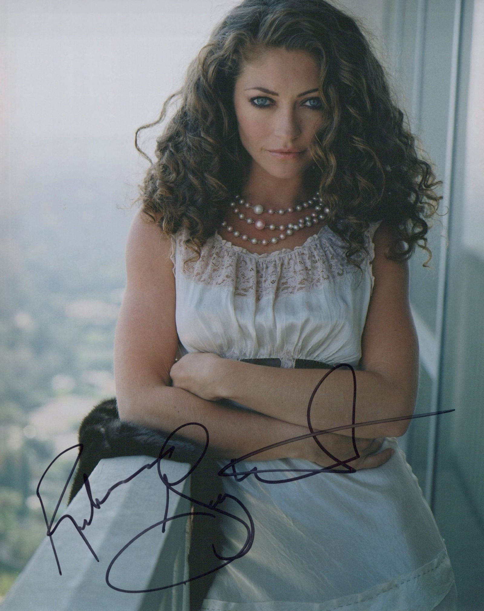 Rebecca Gayhart BEAUTIFUL / VANISHED In Person Signed Photo (1 of 1)