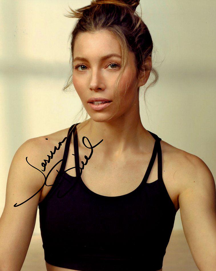 Jessica Biel ILLUSIONIST / TEXAS CHAINSAW In Person Signed Photo (1 of 1)