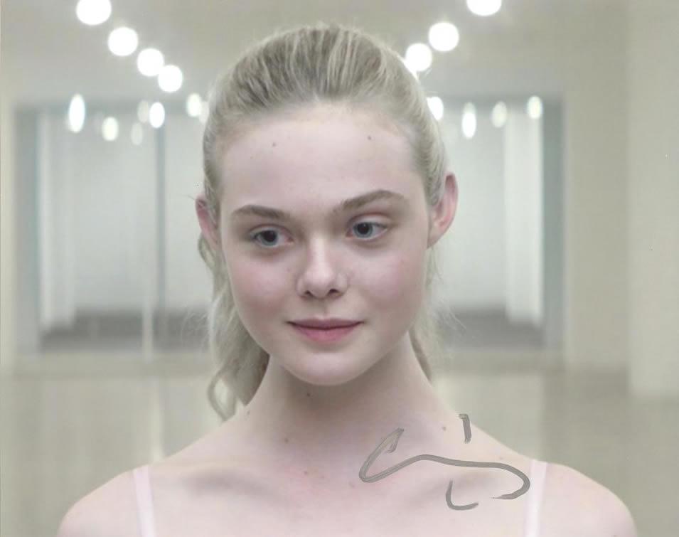 Elle Fanning NEON DEMON In Person Signed Photo (1 of 1)