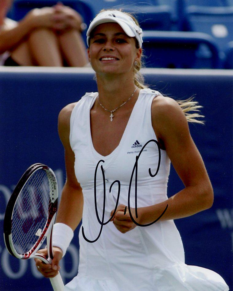 Maria Kirilenko TENNIS PLAYER In Person Signed Photo (1 of 1)