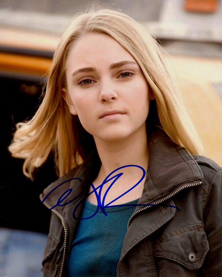 Anna Sophia Robb PRETTY In Person Signed Photo (1 of 1)