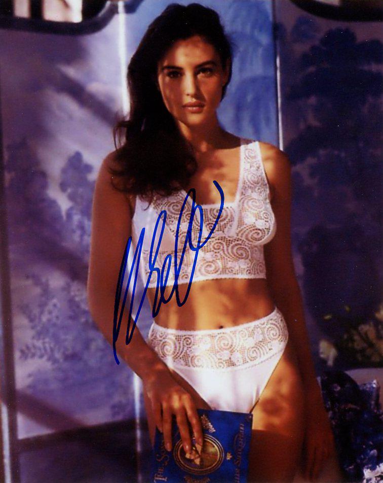 Monica Bellucci SEXY / MATRIX In Person Signed Photo (1 of 1)