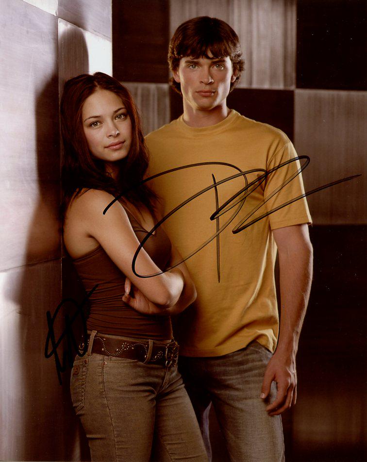Tom Welling / Kristen Kreuk SMALLVILLE In Person Signed Photo (1 of 1)