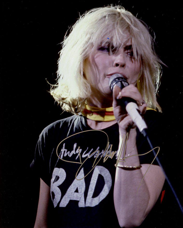 Debbie Harry MUSICIAN / BLONDIE In Person Signed Photo (1 of 1)
