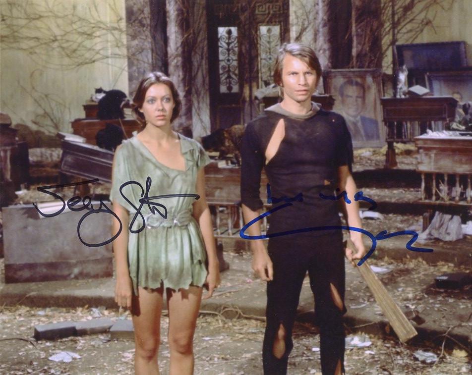 Michael York / Jenny Agutter LOGANS RUN In Person Signed Photo (1 of 1)