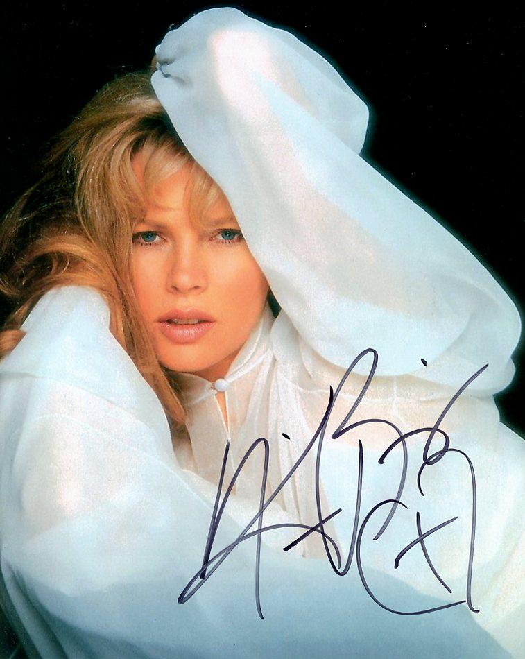 Kim Basinger THE NATURAL / BATMAN In Person Signed Photo: Photo size is 8x10. Kim Basinger in person signed photo. Kim Basinger has been in such movies as BATMAN, LA CONFIDENTIAL, and THE NATURAL.