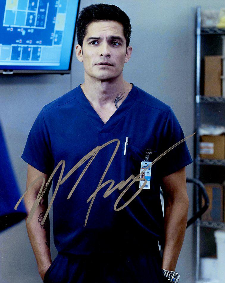 Nicholas Gonzales THE GOOD DR. In Person Signed Photo (1 of 1)