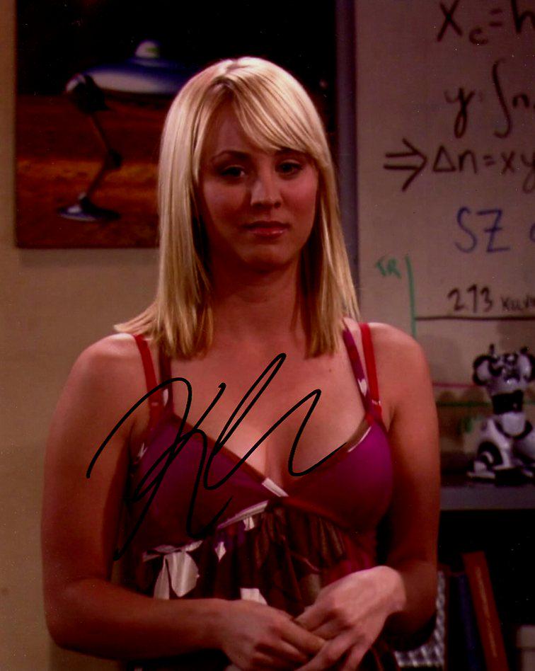 Kaley Cuoco BIG BANG THEORY In Person Signed Photo (1 of 1)