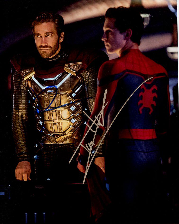 Holland / Gyllenhaal SPIDERMAN FAR FROM HOME In Person Signed Photo (1 of 1)