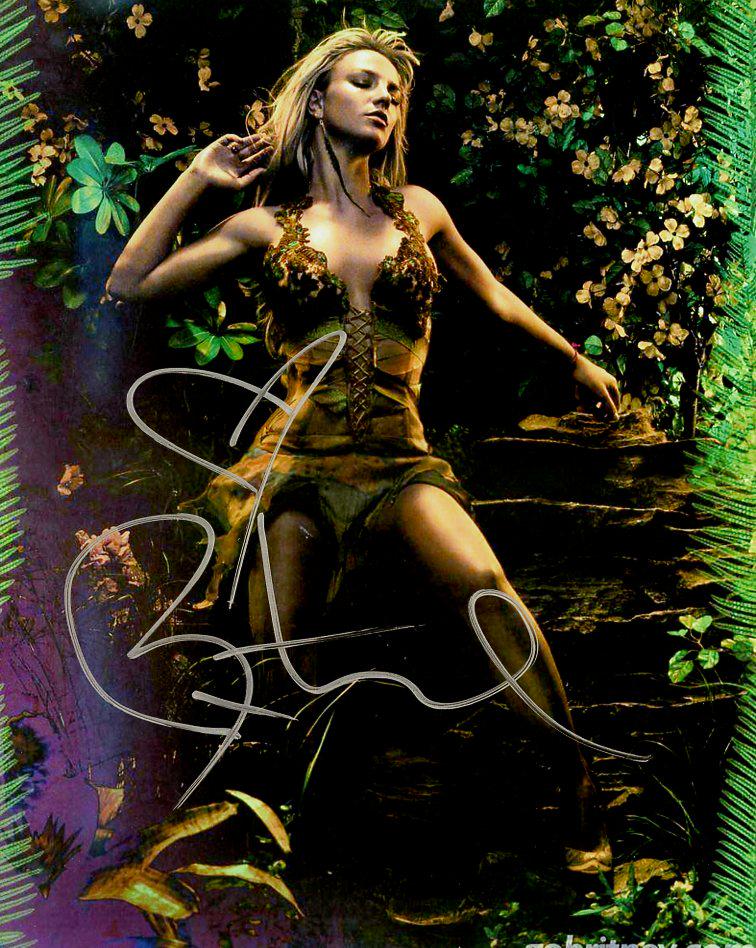 Britney Spears SEXY / POP SUPERSTAR In Person Signed Photo (1 of 1)