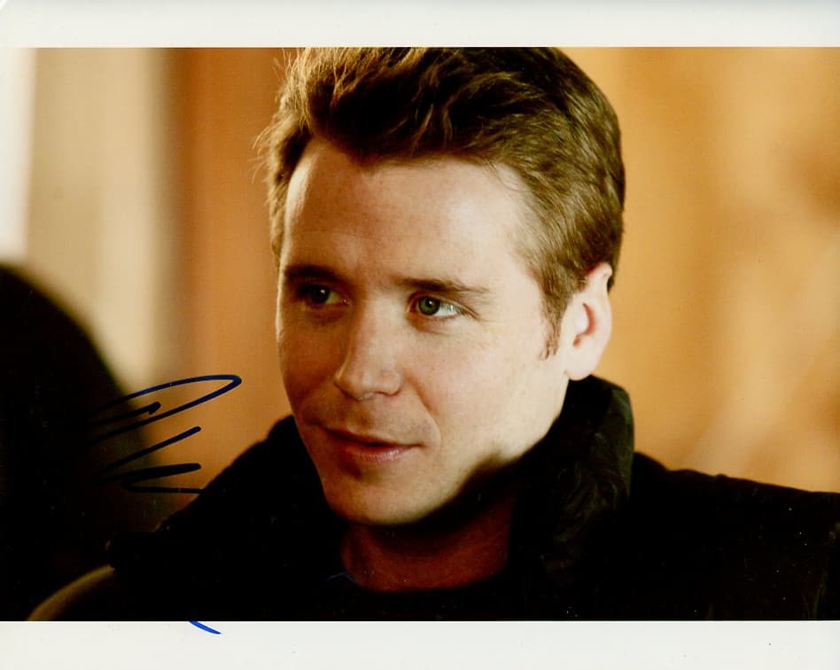 Kevin Connolly ENTOURAGE In Person Signed Photo: Photo size is 8x10. Kevin Connolly in person signed photo from the TV series ENTOURAGE. Kevin Connolly as the character Eric Murphy.