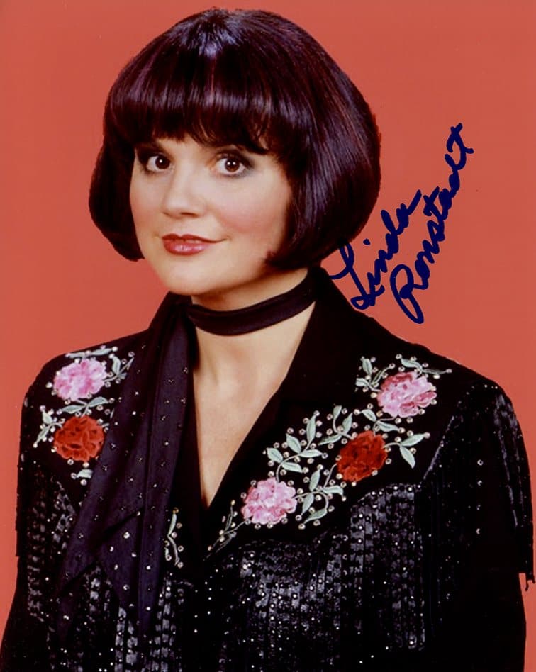 Linda Ronstadt MUSICIAN / SINGER In Person Signed Photo (1 of 1)