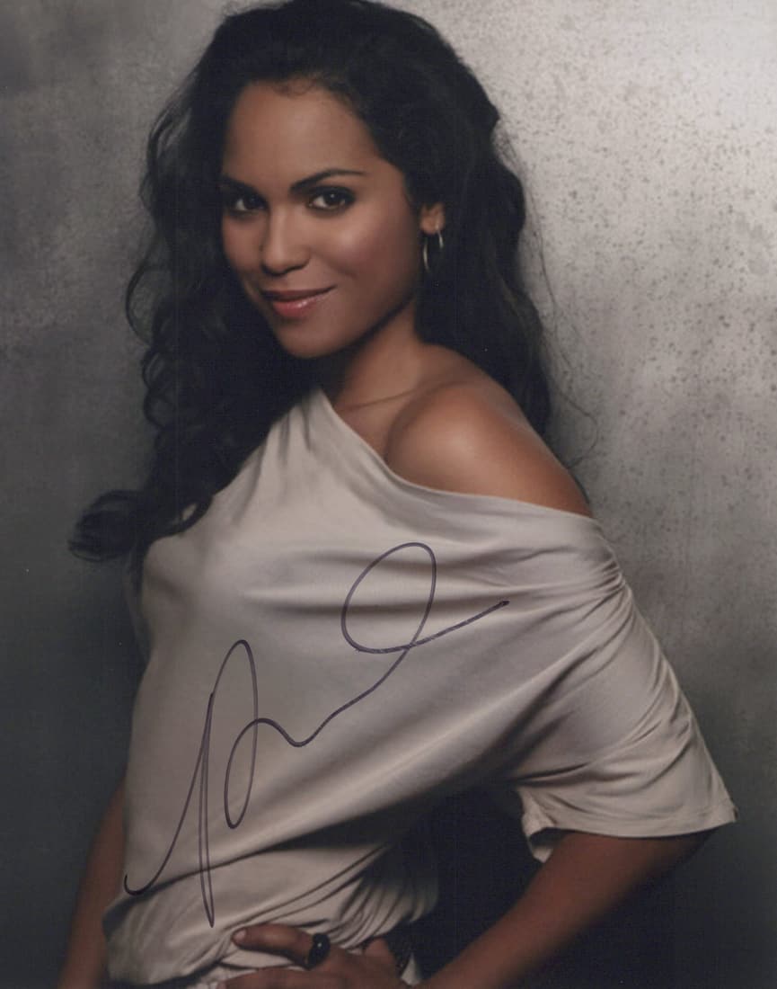 Monica Raymund SEXY / CHICAGO FIRE In Person Signed Photo (1 of 1)