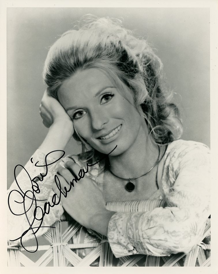 Cloris Leachman (1926-2021) BEAUTIFUL In Person Signed Photo (1 of 1)