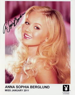 Anna Sophia Berglund PLAYBOY In Person Signed Photo: Photo size is 8x10. PRIVATE SIGNING. Anna Sophia Berglund in person signed photo. Anna Sophia Berglund is an American actress, model, Playmate, and reality show personality. She was Playmate of the Mo