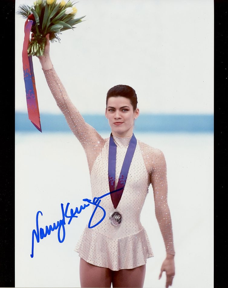 Nancy Kerrigan OLYMPICS SKATING In Person Signed Photo (1 of 1)
