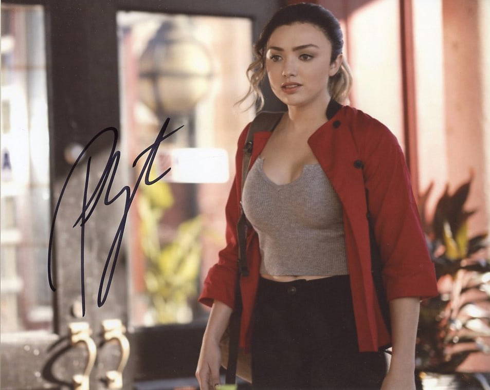 Peyton List Cobra Kai In Person Signed Photo Auction