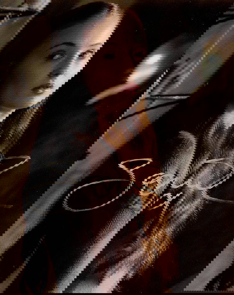 Sophie Turner Game Of Thrones In Person Signed Photo Auction