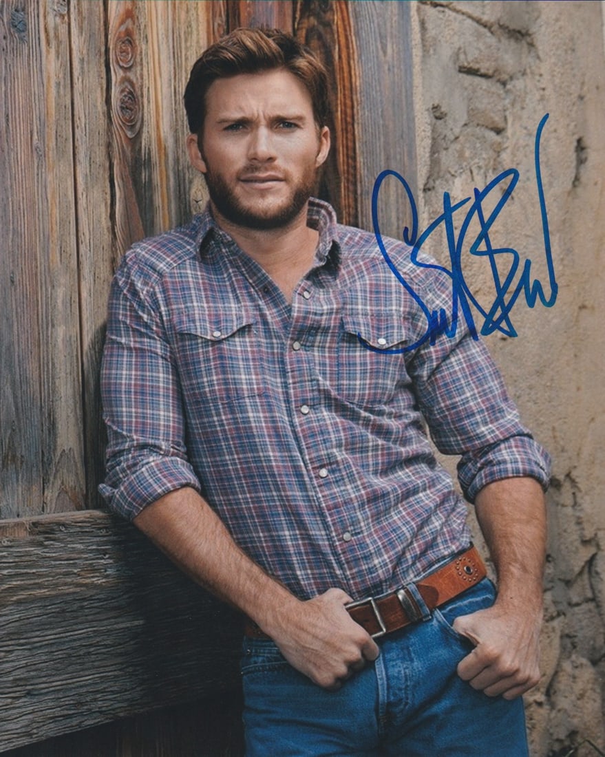 Scott Eastwood PACIFIC RIM / SUICIDE SQUAD In Person Signed Photo (1 of 1)