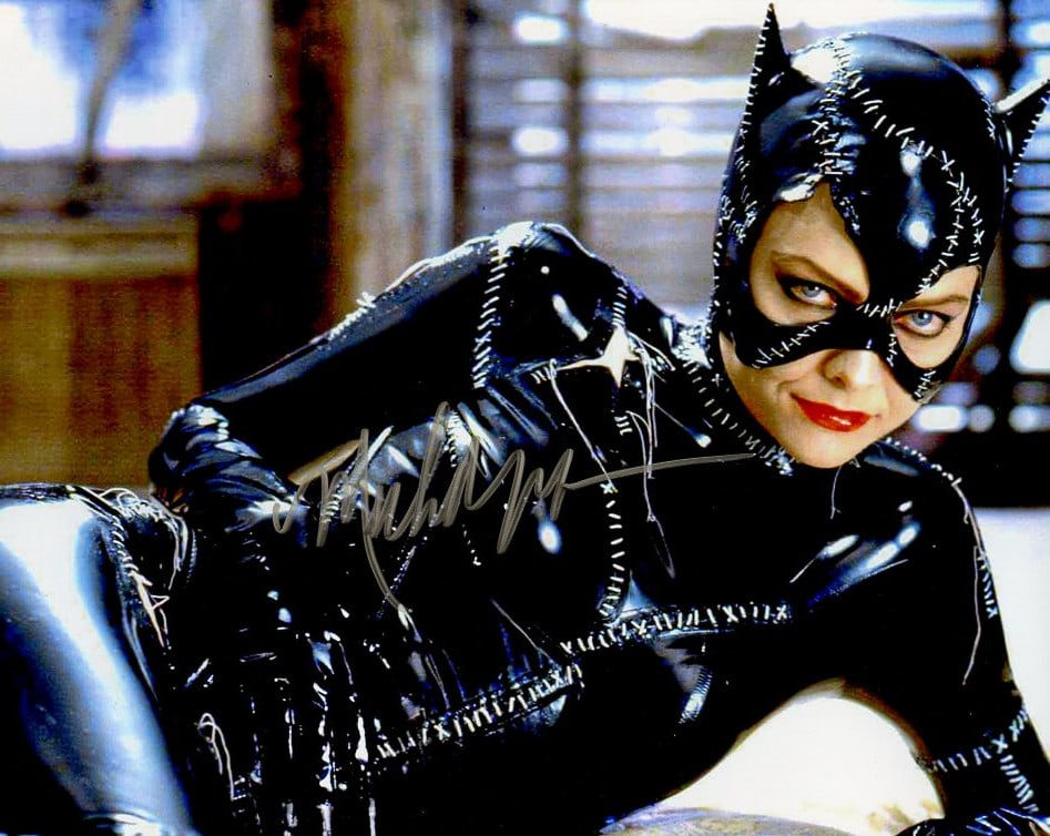 Michelle Pfeiffer BATMAN RETURNS In Person Signed Photo (1 of 1)