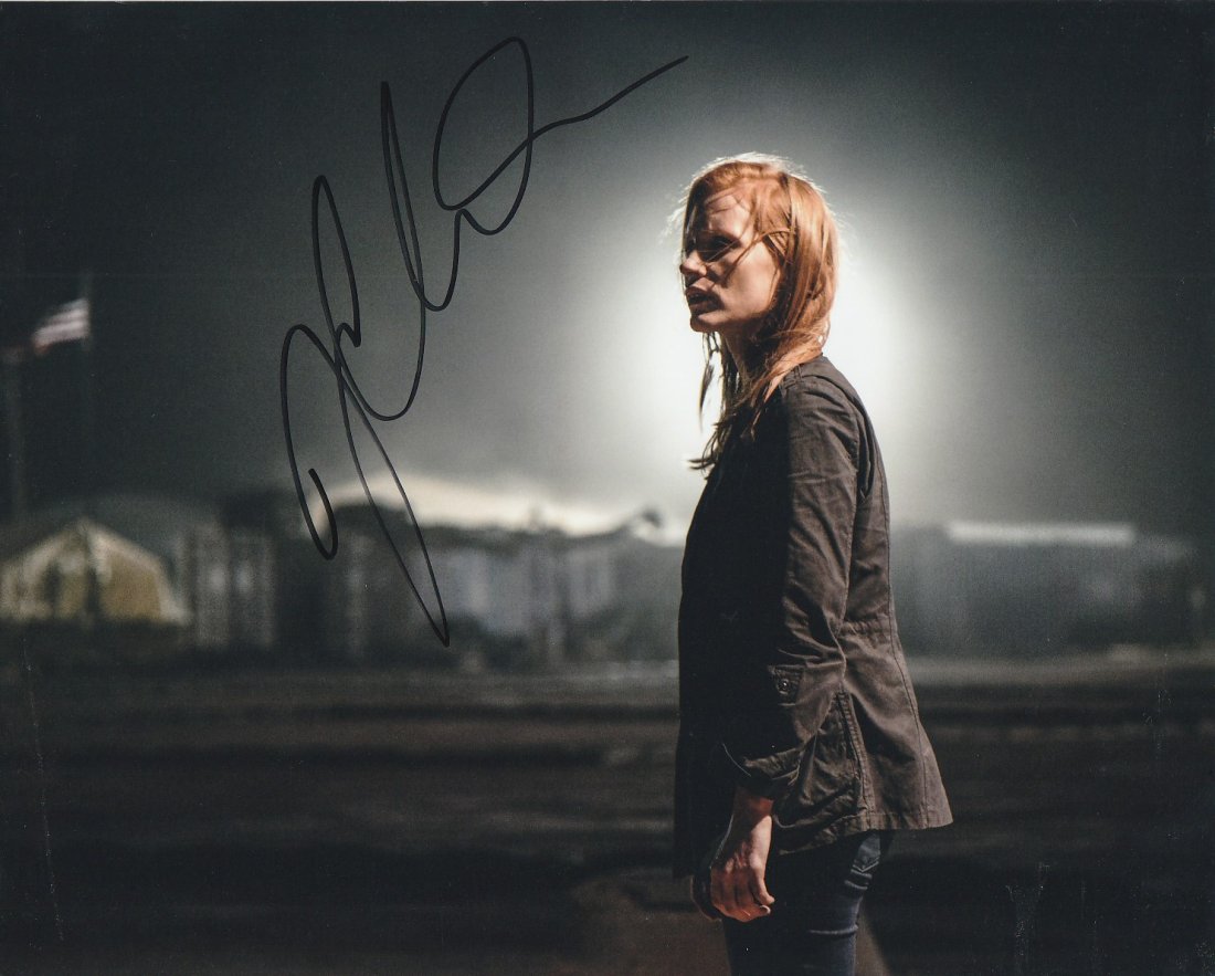 Jessica Chastain ZERO DARK 30 In Person Signed Photo: Photo size is 8x10. Jessica Chastain in person signed photo from the movie ZERO DARK 30. Jessica Chastain as the character Maya.