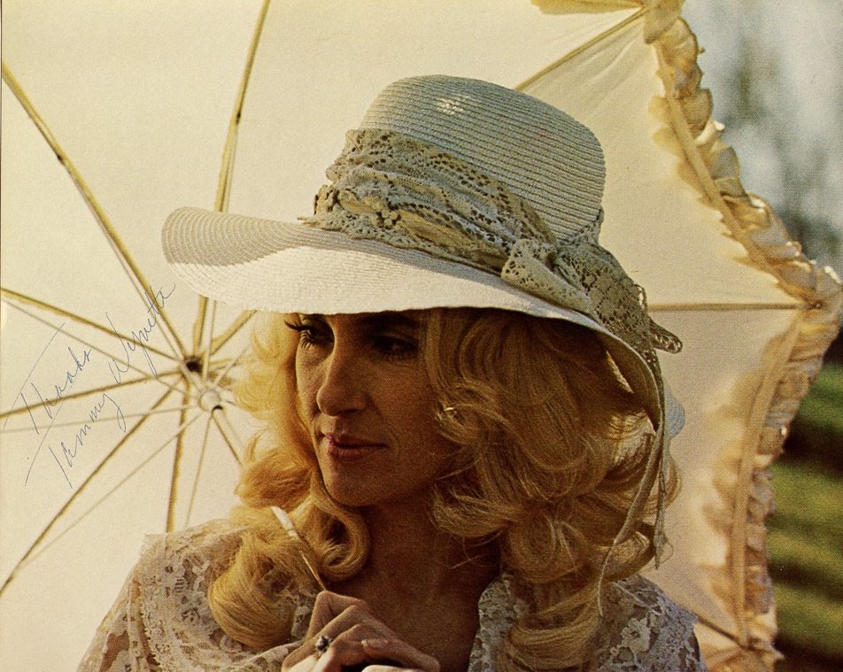 Tammy Wynette (1942-1998) COUNTRY SINGER In Person Signed Photo (1 of 1)