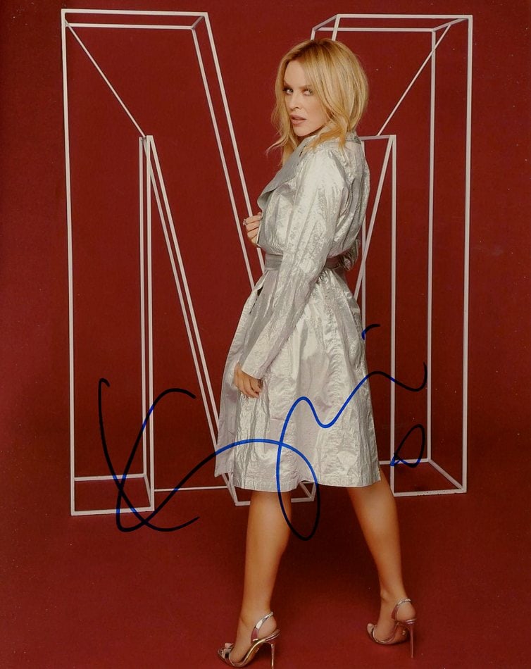 Kylie Minogue SINGER In Person Signed Photo (1 of 1)