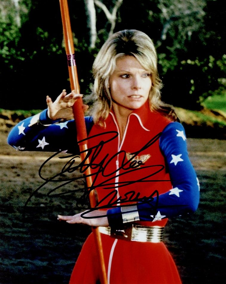 Cathy Lee Crosby WONDER WOMAN Signed Photo (1 of 1)