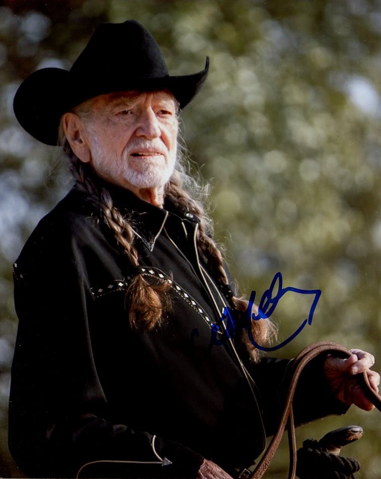 Willie Nelson COUNTRY LEGEND In Person Signed Photo (1 of 1)