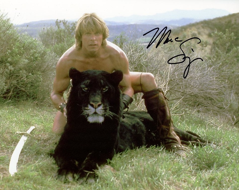 Marc Singer BEASTMASTER In Person Signed Photo: Photo size is 8x10. PRIVATE SIGNING. Marc Singer in person signed autographed photo from the movie BEAST MASTER. Marc Singer as the character Dar