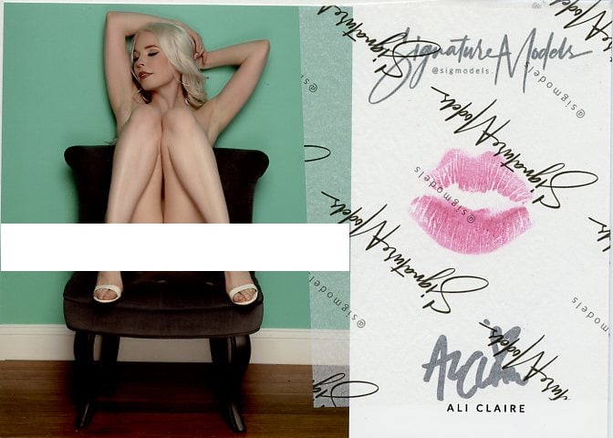 Ali Claire PLAYBOY KISS CARD In Person Signed Photo (1 of 1)